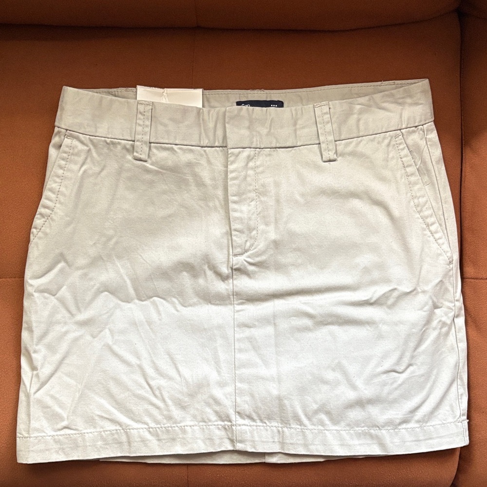 GAP Women's Cream Mini Skirt